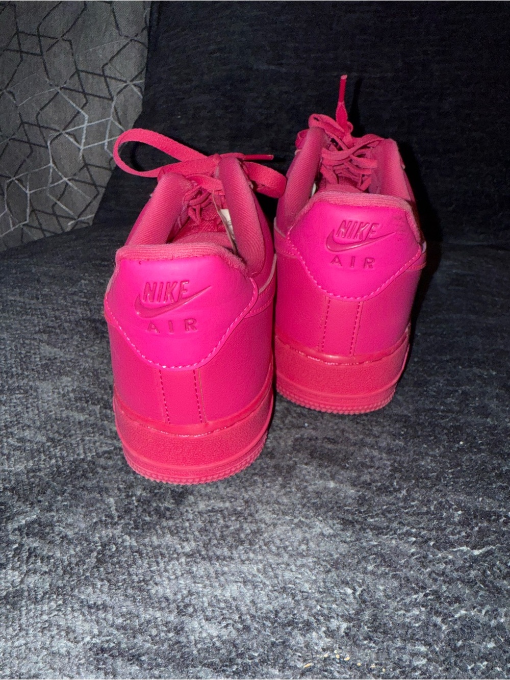 Nike Air Force 1 Low Hot Pink Fuchsia Sneakers Women’s Size 7.5 - Picture 2 of 4